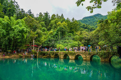 夢(mèng)幻山水畫廊 探秘貴州黔南荔波小七孔景區(qū)